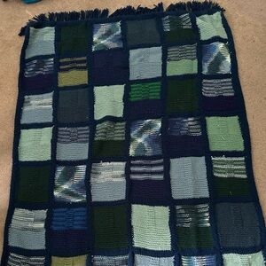 Hand knit blanket/afghan